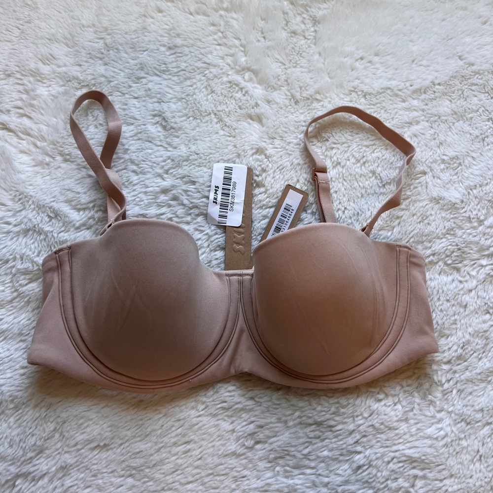 Skims Womens Fits Everybody Strapless Bra Mica Tan Nude BA-BAN-9055 Size 30A NEW